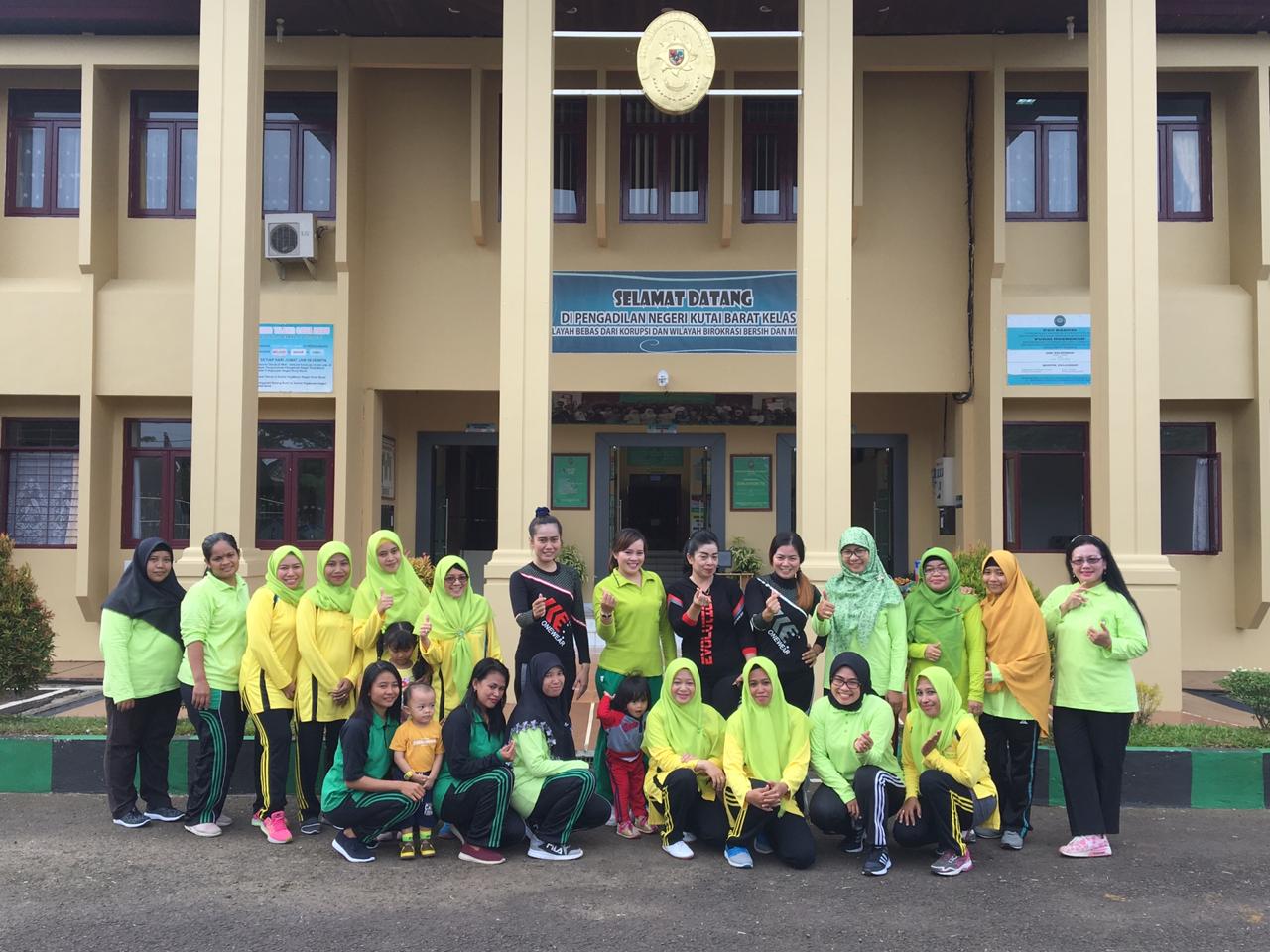 Senam Pagi 19072019 (1)